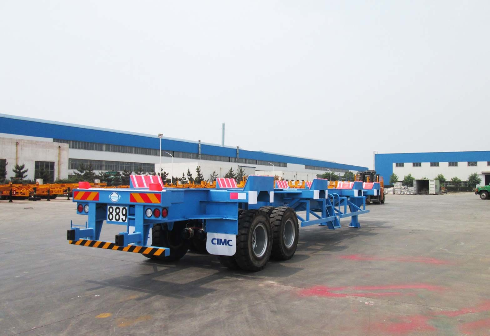 Cheap Commercial Small Flatbed Trailer 35 Tons Port Yard Chassis For Container Transporting for sale