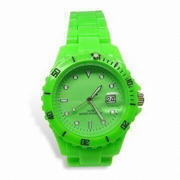 Cheap Fashionable Quartz Watch with Japanese Multifunction Movement, Customized Logos Welcomed, Waterproof for sale