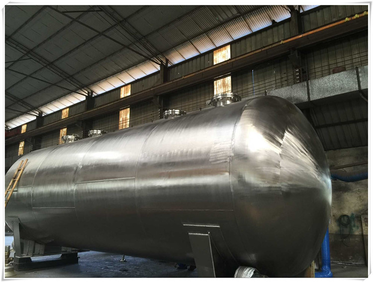 Cheap Vertical Industrial Compressed Air Receiver Tank 10 Bar Pressure 0.6m3 Liter for sale