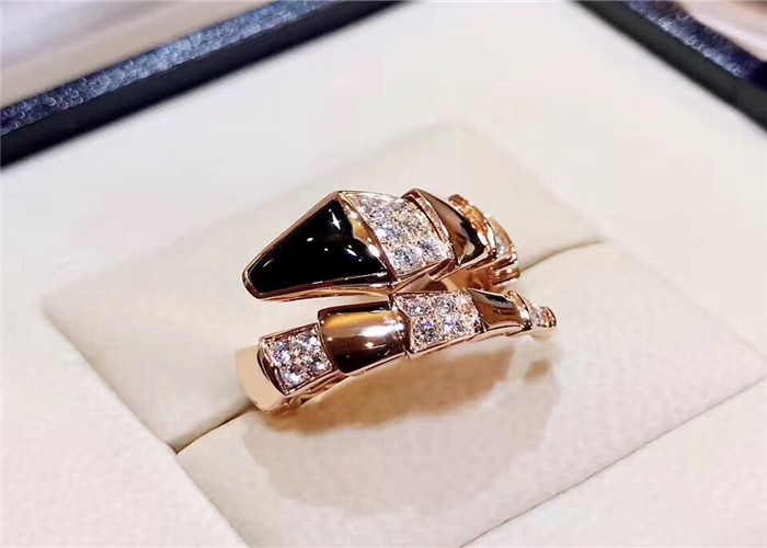 Cheap Handmade 18K Gold Diamond Jewelry Bulgari / Bulgari Snake Ring With Black Onyx for sale