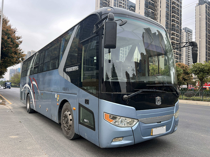 Cheap Diesel Manual Used Coaster Bus 47 Seats Euro 4 Emission Standard for sale