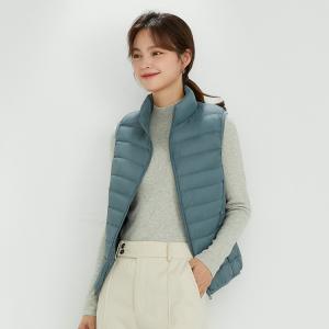 China Wholesale Zipper Up Stand Collar Plus Size Premium 90% White Duck Down Vest Lightweight Women's Puffer Vest on sale