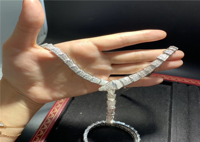 Cheap Unique Serpenti Design 18K Gold Diamond Jewelry Customization Available for sale