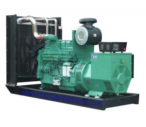 Cheap Low Fuel Consumption Residential Diesel Generators 550KW 688KVA CE Approval for sale