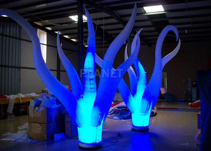 Cheap Color Changing Inflatable Tree Durable 210 D Oxford Cloth For Event Decoration for sale