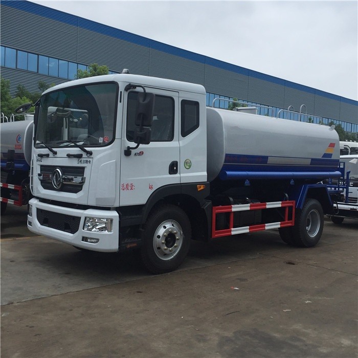 Cheap Stainless Steel 190HP Water Tanker Truck , 90km/H Dongfeng Water Truck for sale