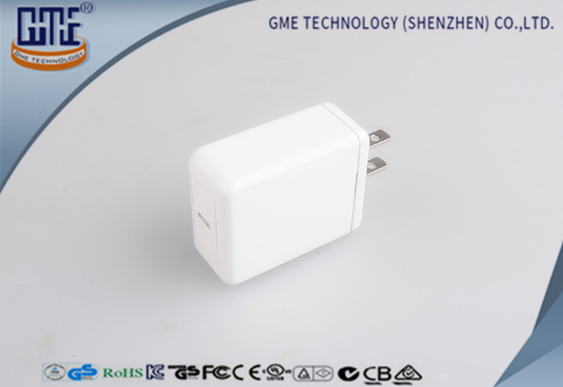 Cheap GME US Plug Fast Data Transfering Type C Quick Charger 5V 3A for sale