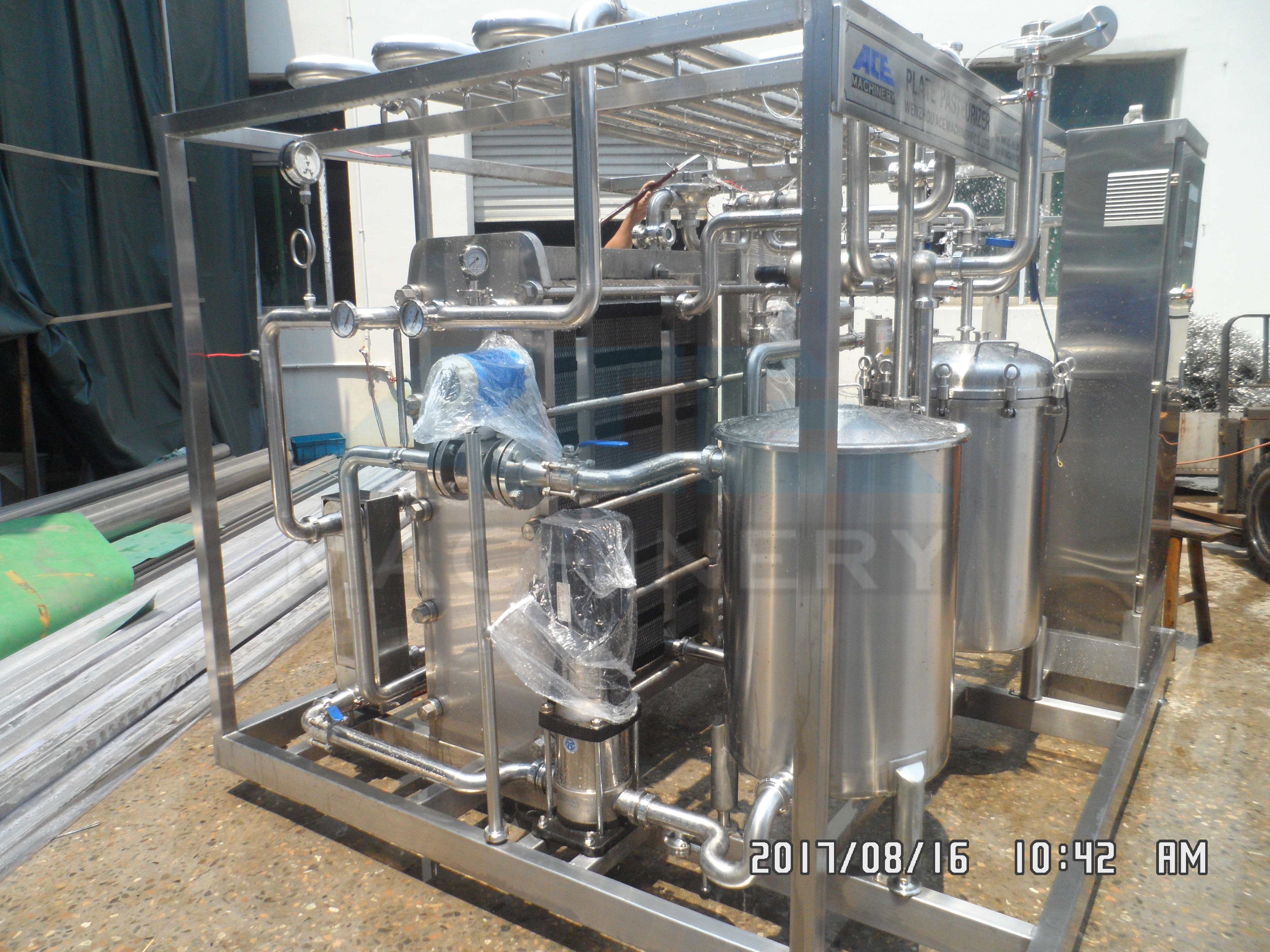 Cheap High Quality Stainless Steel Tubular UHT Milk Processing Plant For Liquid With Granule for sale