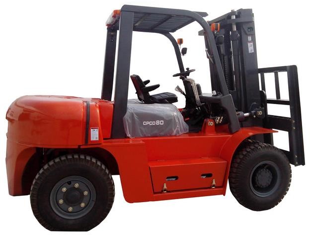 Cheap YTO 88.2kw 8ton Logistics Machinery Diesel Powered Forklift for sale