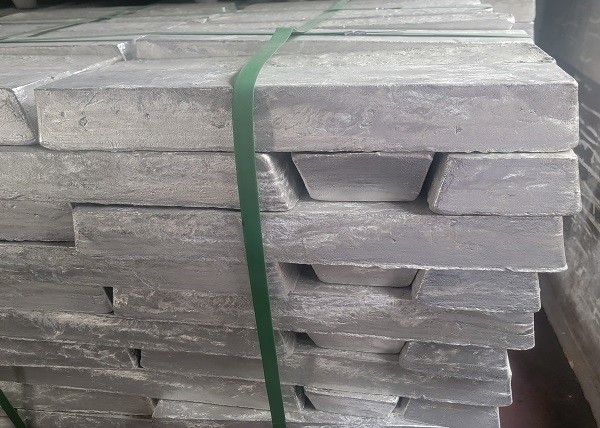 Buy cheap 99.90% Magnesium Ingots For Aluminum Alloy Mg Rare Earth from wholesalers