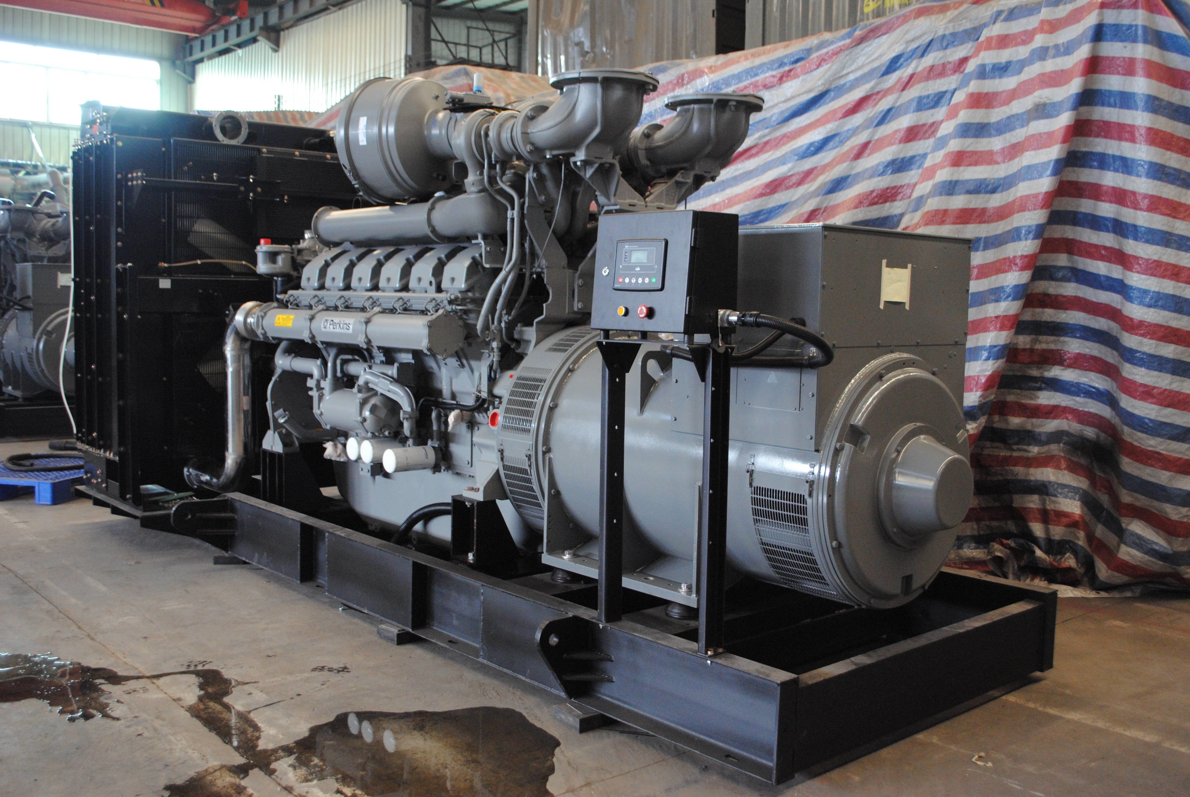 Cheap 900KVA 50HZ Diesel Perkins Generator Set With 8 Cylinders for sale