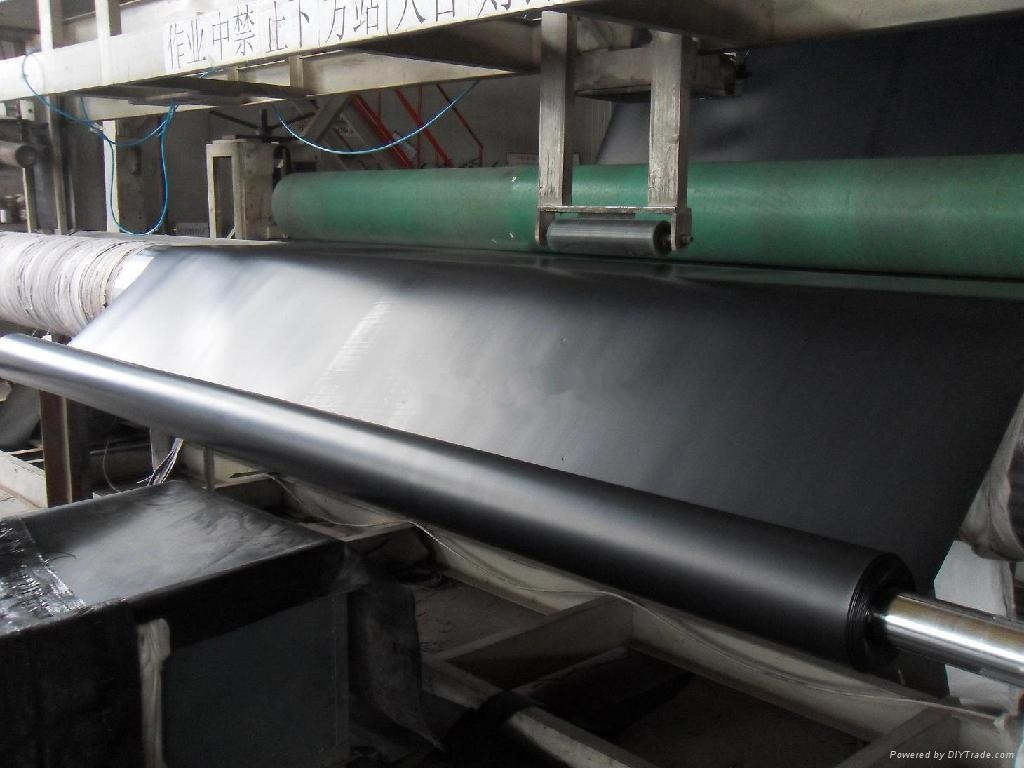 HDPE GEOMEMBRANE 1.5 MM THICK