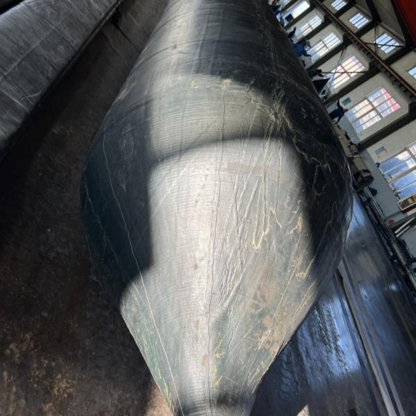 Inflatable Air Bags For Ship Launching / Heavy Lifting Air Bags / Marine Salvage Airbags