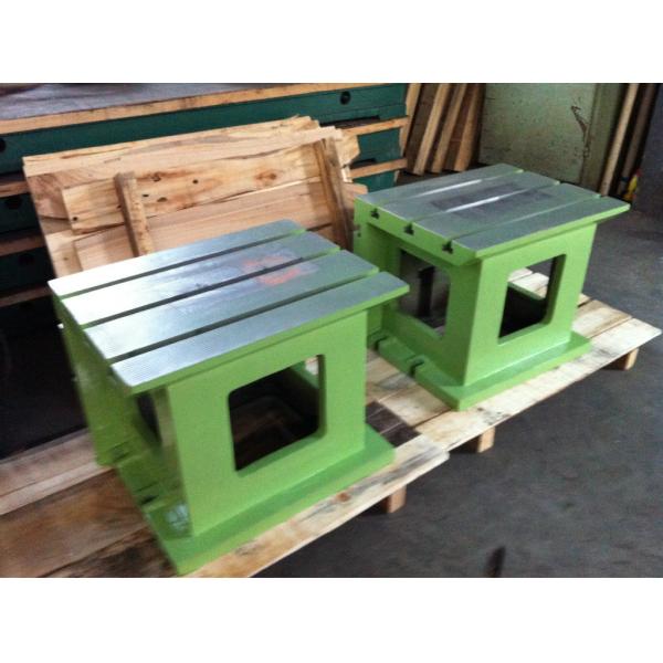 Durable Cast Iron Cube Box 12''L X 10''W X 9''H   T Slotted Stable Performance