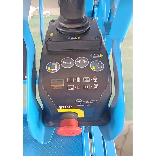 Cheap 14 Meter Mobile Elevating Work Platform with Load capacity 320 kg