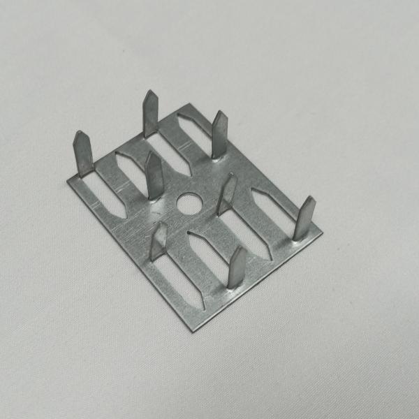Rust Resistant Impaling Clips For Easy And Secure Drywall And Wood Paneling