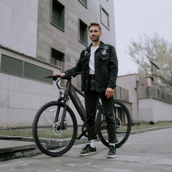 M612 Cheap Electric 26-Inch E-Bike 500W 48V Brushless Motor Lithium Battery for City Snow Riding-Model Bike