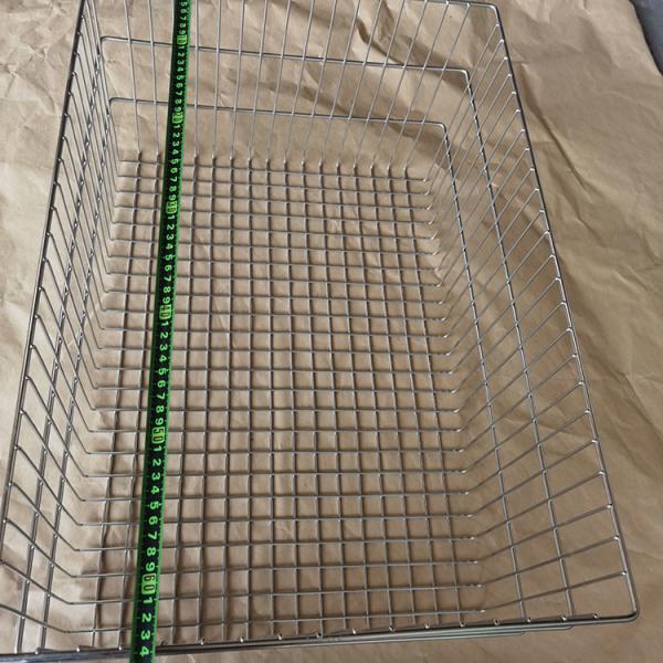 Custom Size 304 Stainless Steel Wire Mesh Oven Bakery Bread Basket For Supermarket