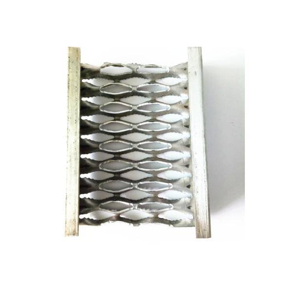 3 Holes 13-3/4 Width Perforated Grip Strut Stair Treads For Walkway Platform