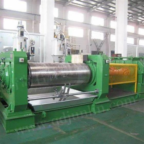 32 Inch XK-810 Two-Roll Rubber Mixing Mill with Stock Blender