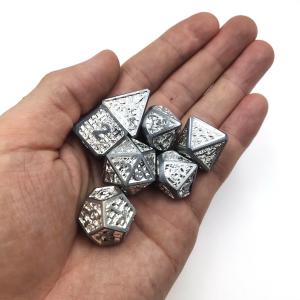 China Card Edge Metal RPG Dice Hand Carved Durable For Savage World Polyhedral on sale