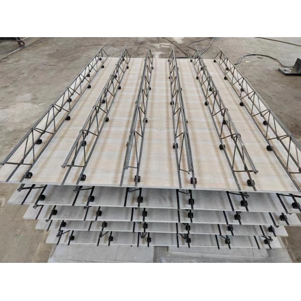 Free bottom die steeltruss floor slab,
