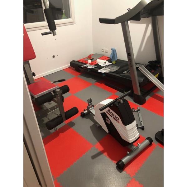 Anti Slip PVC Garage Floor Mat 498*498mm PVC Tile Garage Flooring