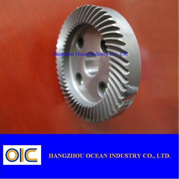 Customized Spiral Bevel Gear with 4 Inches Outside Diameter and Standard Spline 29