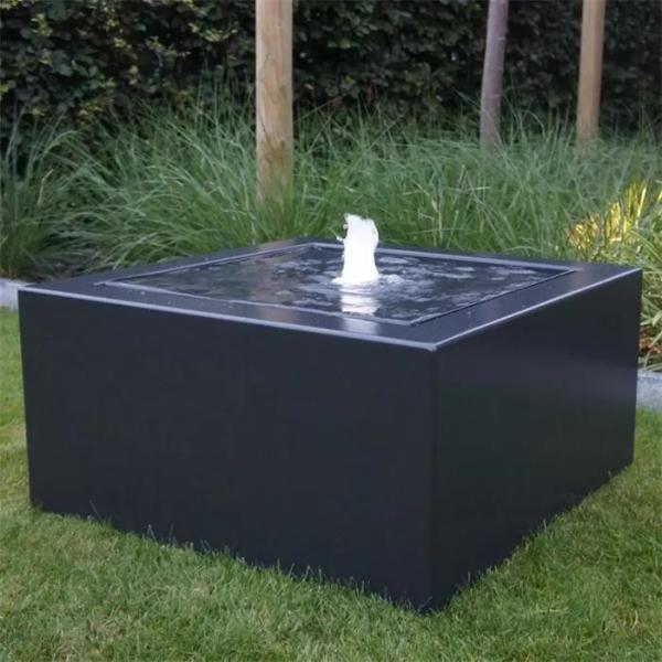 Black Surface Pool Fountain Outdoor Carbon Steel Water Feature For Garden