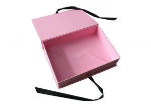 Decorative Cardboard Clothing Gift Boxes / Magnet Garment Packaging Boxes