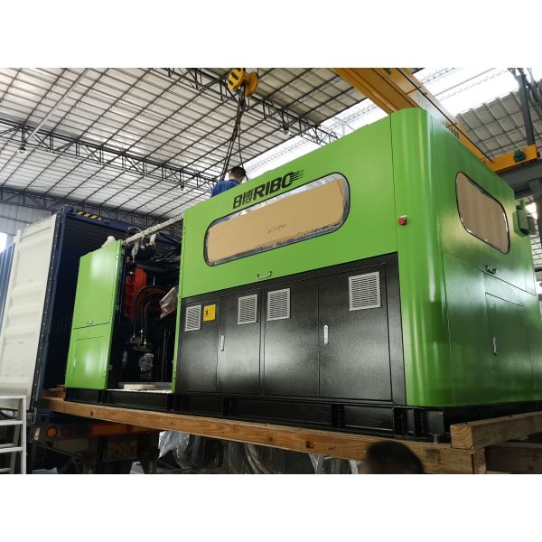 380V 50HZ Pharma Plastic Bottle Making Machine 420KW For PP Bottle