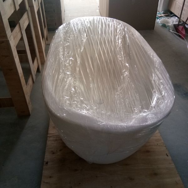 White Free Standing Soaker Tubs 1-2 People Capacity 1800*820*520mm
