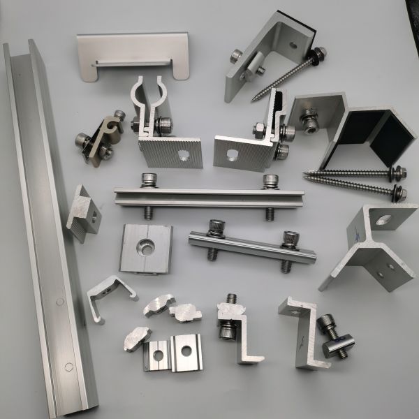 Silver Aluminum Solar Panel Hardware Clip And Mid Clamp For Apartment