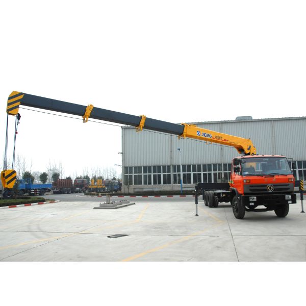Hydraulic 12 ton Cargo Lorry-Mounted Crane With Telescopic Boom