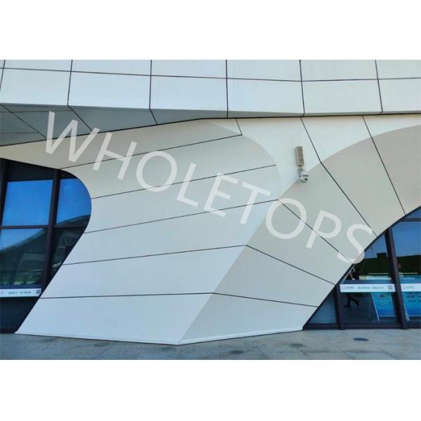 Non Typical Twisted Aluminum Exterior Facade Moisture Proof