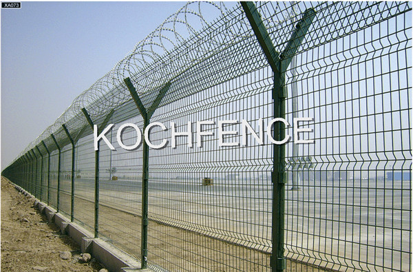 Residential Use 3D Fence Panel Corrosion Resistant Low Carbon Steel Wire Material