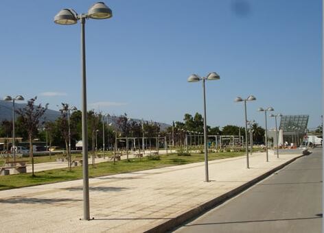 Straight Tubular Poles Alloy Steel Seamless Tubes Hot Gavlanized Street Lighting Poles