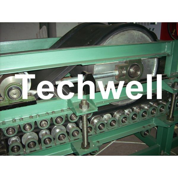 Simple Economical Type PU Sandwich Panel Making Machine For PU Roof Wall Sandwich Panels