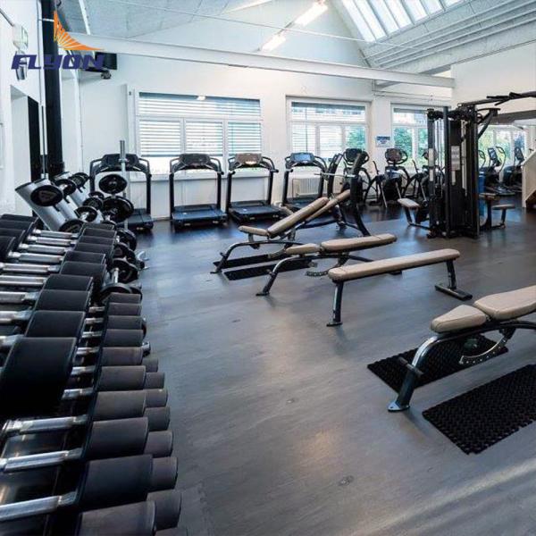 Slip Resistant Rubber Flooring For Indoor / Outdoor Safety Custom Rubber Floor Mats