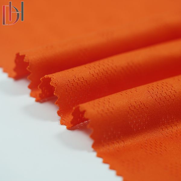 Soft 100% Polyester Shirt Clothing Fabric Quick Dry Jacquard Clothing Fabric
