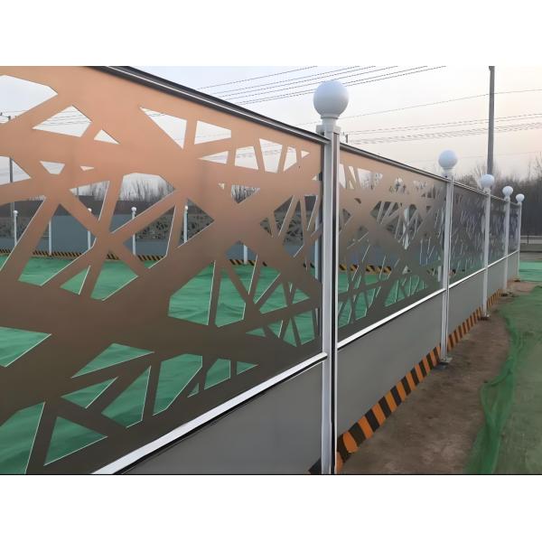 1.5m Security Outdoor Metal Wire Mesh Fencing Backyard / Garden Fence And Gate