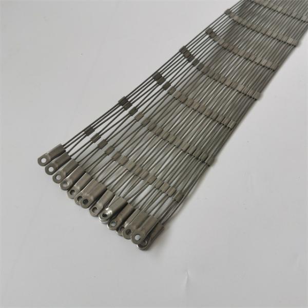 Modern Wire Stair Balustrade in 25*25mm-300*300mm Hole Size and 1m*10m Panel Size