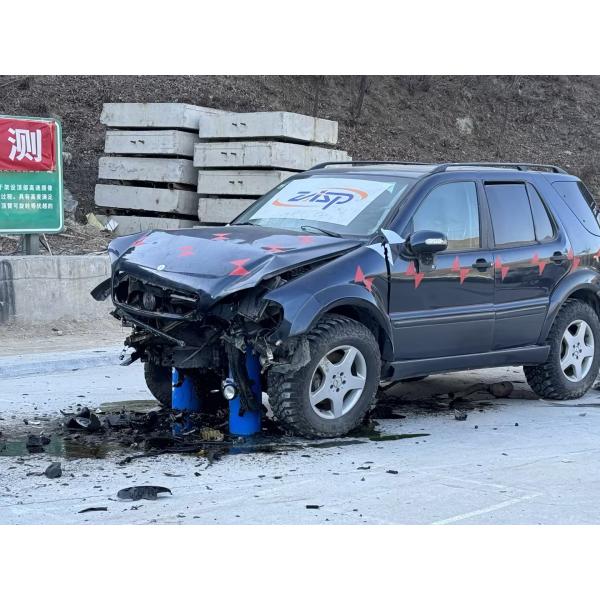 Anti Corrosion Fixed Bollards Perfect Addition To Traffic Control Plan Depth 350mm
