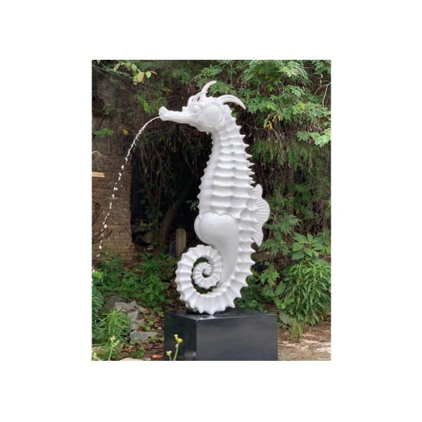 Contemporary Seahorse Garden Fountain Outdoor Fiberglass Sculpture Customized