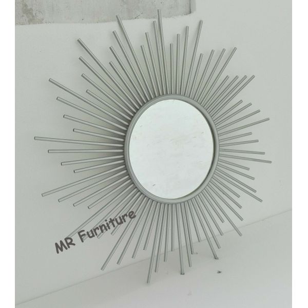 Silver Metal And Mirror Wall Art , Hanging Sun Mirror Wall Decor Stable Structure