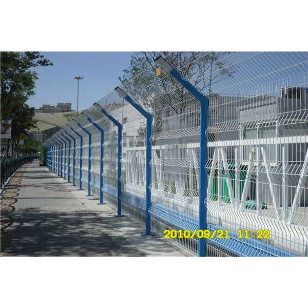 Curved Welded Wire Mesh Fence Panel For Garden With 50x100mm Hole Size