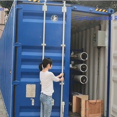                  Containerized Desalination Water Plant Salt Water Containerised RO Desalination Plant Sea Water Desalination Plant             