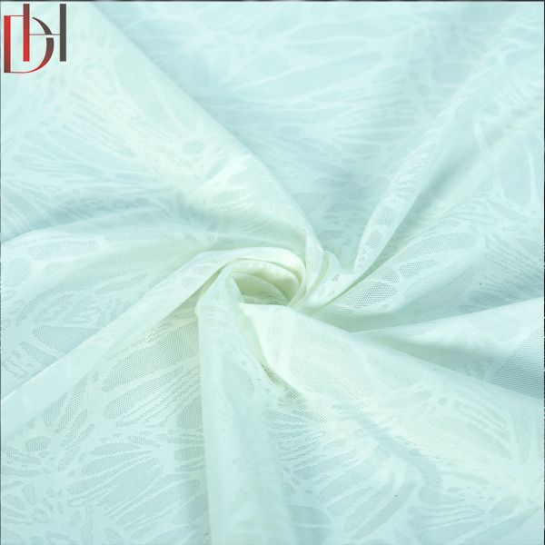 88% Polyester 12% Spandex Fabric , White Black Ice Silk Petal Jacquard Clothing Fabric