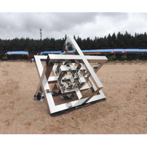 Customized Stainless Steel Statue , Large Decorative Outdoor Metal Art Sculpture