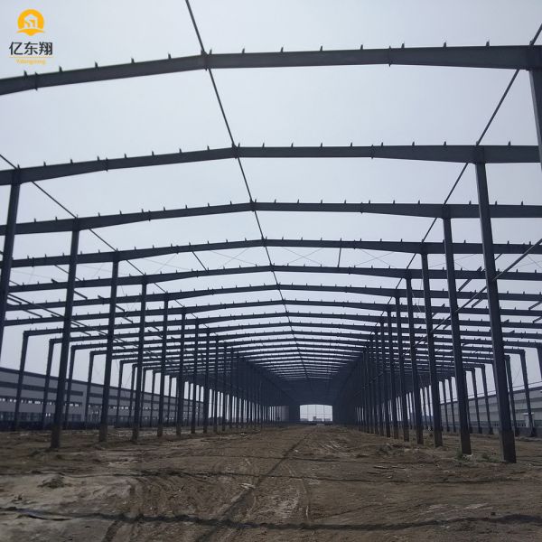 Secondary Frame Prefab Steel Structure Storage Warehouse With Hot Dipped Galvanized Purlin